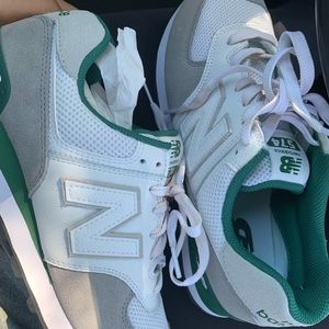 New balance sneakers trending